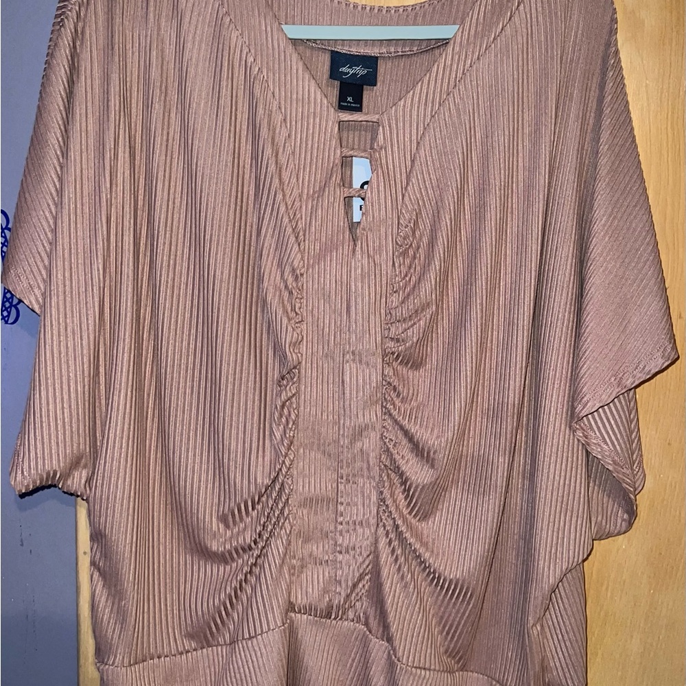 Daytrip Women's Blouse in Tan